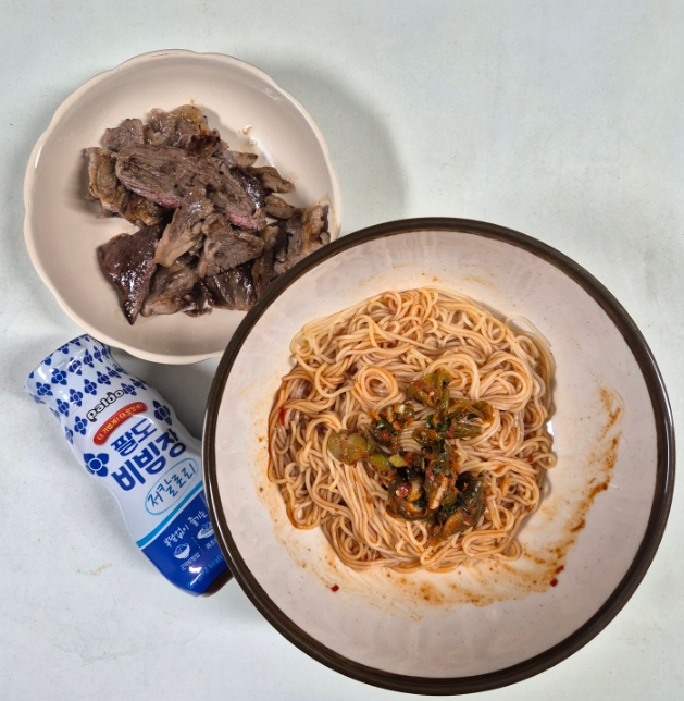 다이어트 소스로 부담 없는 팔도비빔장 저칼로리 비빔국수 후기 다이어트 소스로 부담 없는 팔도비빔장 저칼로리 비빔국수 후기