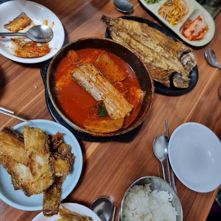  남대문 갈치조림 골목 맛집, 넝쿨 식당