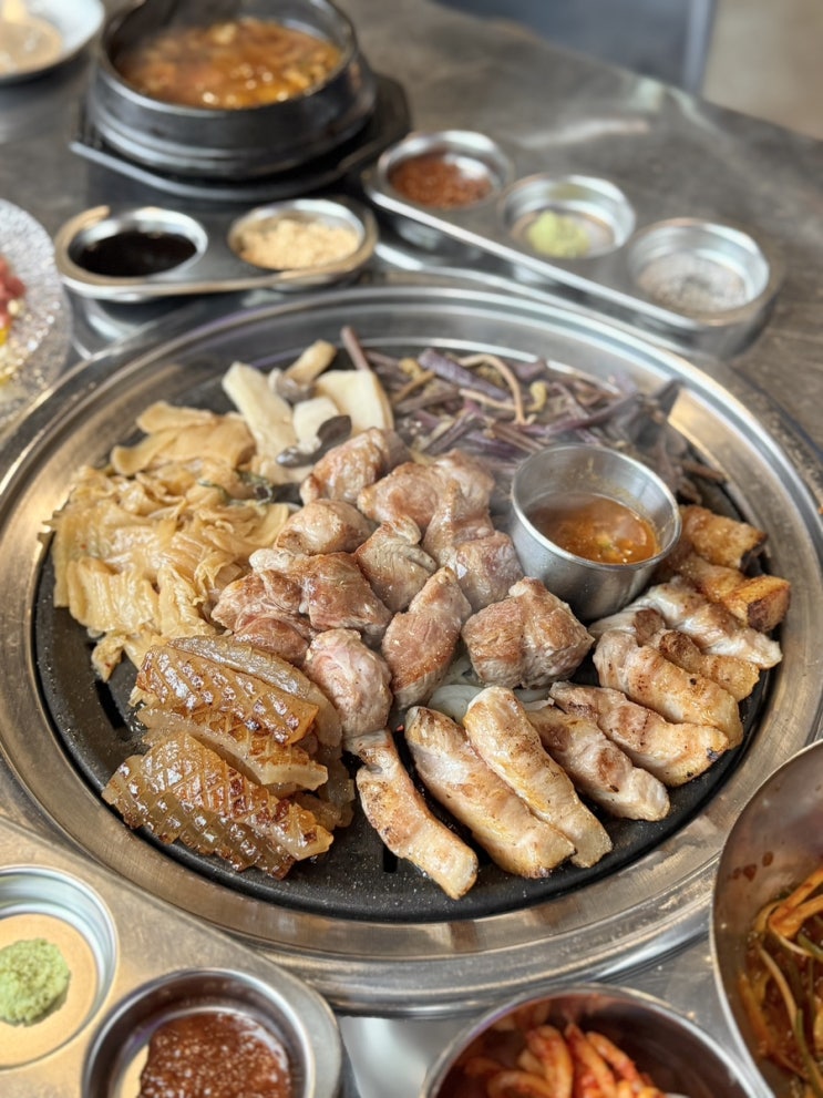  왕탄 완벌구이 다 구워주는 이븐한 전포 맛집