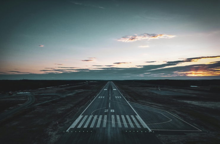  [AIM 2-1-3] REIL (Runway End Identifier Lights, 활주로시단식별등)