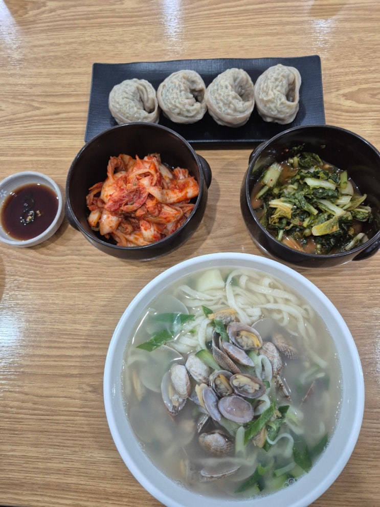  신중동역맛집 인생칼국수 바지락이 듬뿍 들어간 바지락칼국수