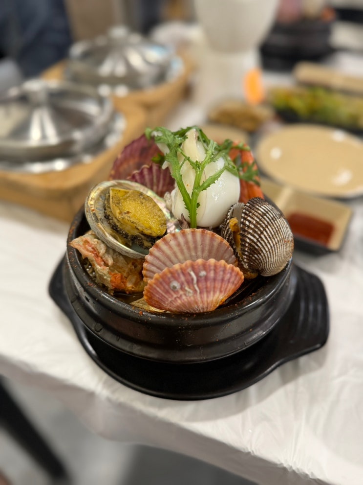  부평시장 맛집 해릉식당 전복해물뚝배기 완전 푸짐!