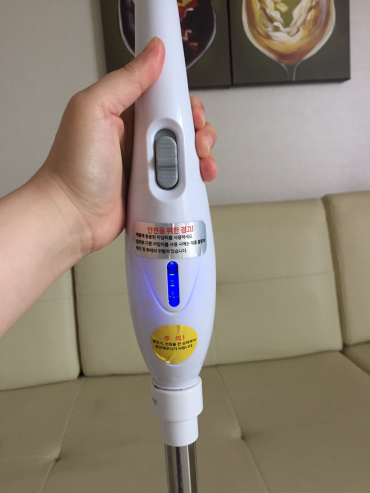  이지투웍 무선 물걸레 청소기 가성비 굿