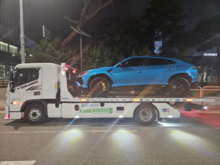  람보르기니 우르스S 부산 해운대구 중동 시그니엘에서~서울 용산 캐리어탁송 단독카캐리어 어부바탁송 장거리탁송 슈퍼카탁송비용문의. [제이원캐리어]