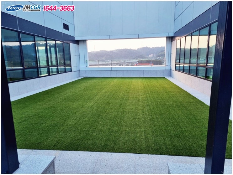 옥상인조잔디 숨터프 시공 100㎡