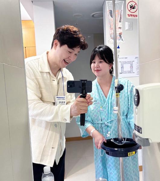 <b>박수홍</b><b>김다예</b> 부부, 시험관 시술 끝에 딸 품에 안아... 