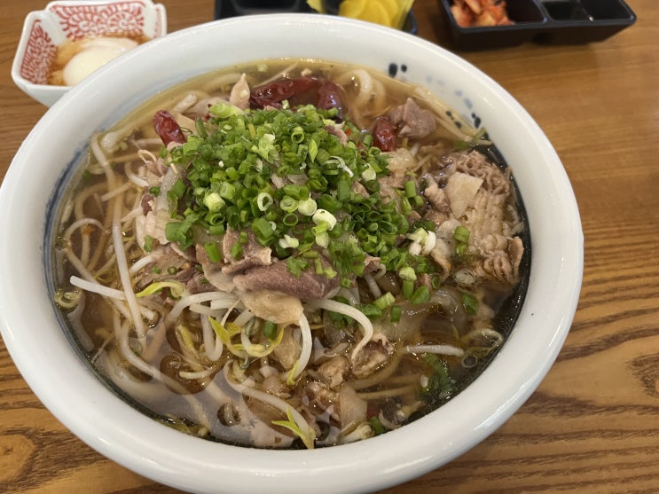  청주 문화제조창에 있는 우동, 가조쿠(엄마와 데이트)
