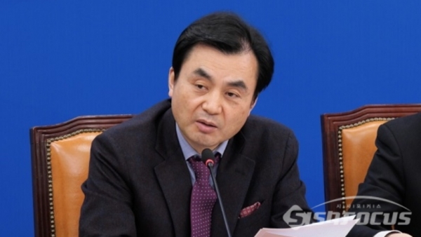 <b>이재명</b> 사법리스크 ‘<b>무죄 주장</b>’ 나선 친명계, ‘토론회... 