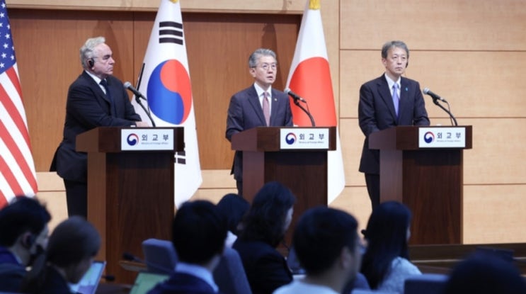 <b>한미일</b> <b>외교</b>차관 북한의... 간 군사 <b>협력</b>과 국제 안보문제 논의