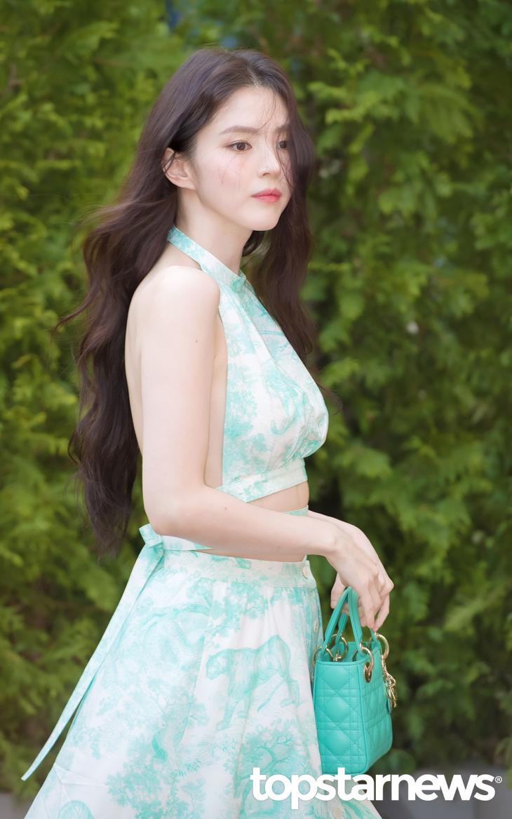 사실 아니면 <b>법적</b> 책임 <b>한소희</b> 측 악플 계정 운영 루머 2차 부인... 