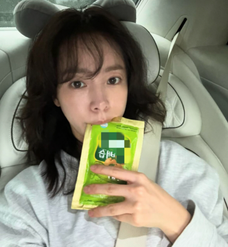 동안 끝판왕 한지민의 건강 비법은 바로 배즙? 동안 끝판왕 한지민의 건강 비법은 바로 배즙?
