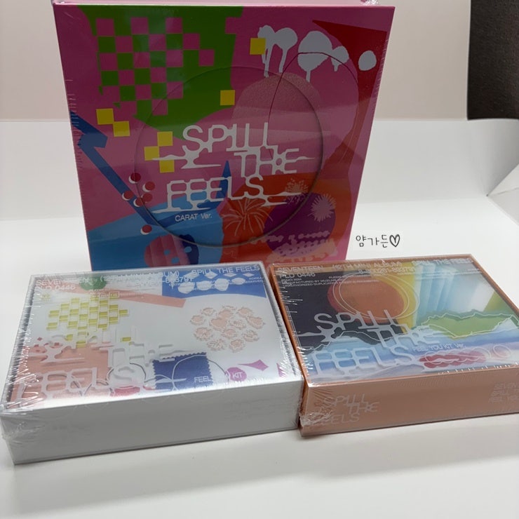 [克拉日誌] 老奶奶克拉的SEVENTEEN 第12張迷你專輯 SPILL THE FEELS 開箱 (Part.1) - Kit版&克拉版