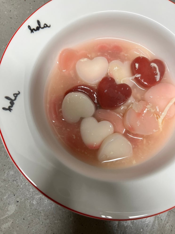  귀엽고 쫄깃한 하트떡국떡으로 가족과 함께하는 따뜻한 떡국