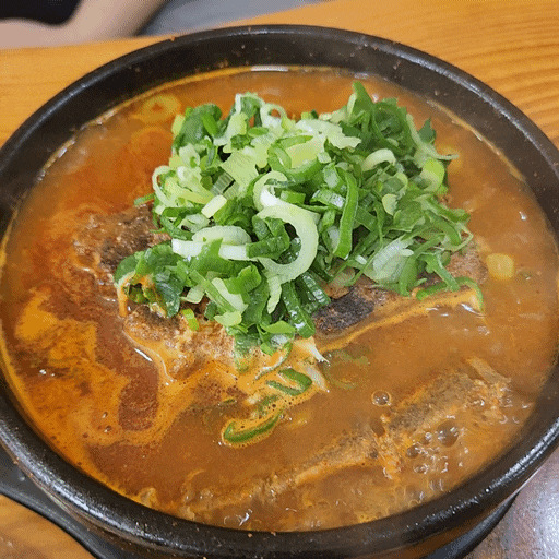  금암동 전북대맛집 [엄가네 얼큰한뼈해장국] 주차 편한 전북대 근처 점심 맛집 추천