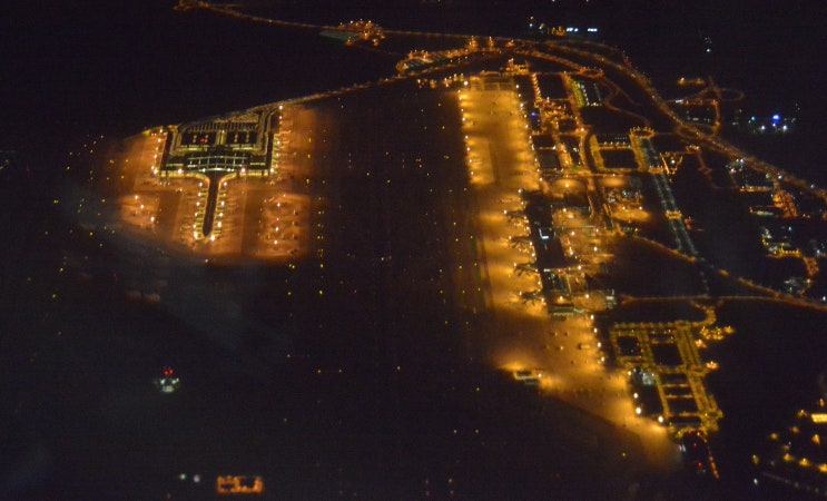  [AIM 2-2-1] 항공등대 (Aeronautical Light Beacons), 비행장식별등대 (Code Beacons)