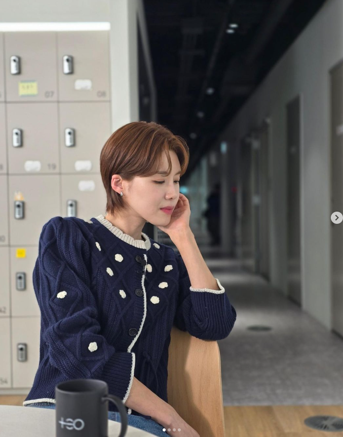 '<b>살롱드립2</b>'에서는 <b>배우</b> 김현주 / <b>장도연</b> 실물 인스타