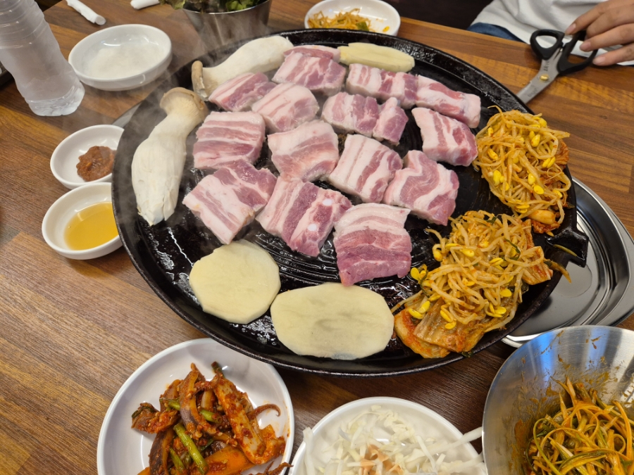 그대로촌돼지 사진 4