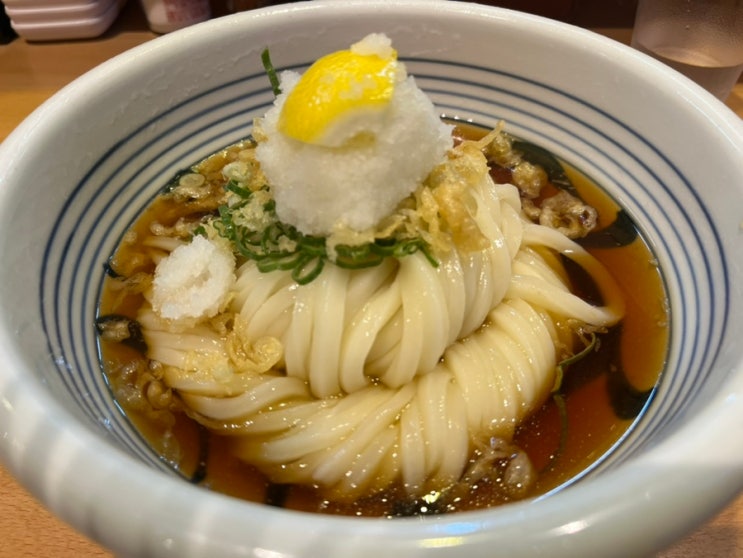  붓카케 우동 먹는 법. 맛있으면서도 건강까지 챙기는 한 그릇!