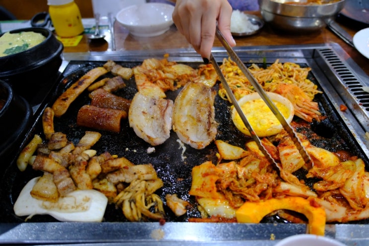  교대역회식 하기 좋은 맛집 탐라도야지는 24시영업 단체 룸식당이라 모임장소로 좋아