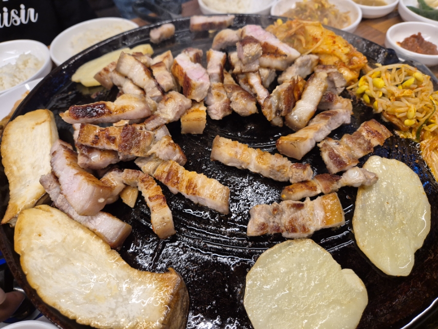그대로촌돼지 사진 6