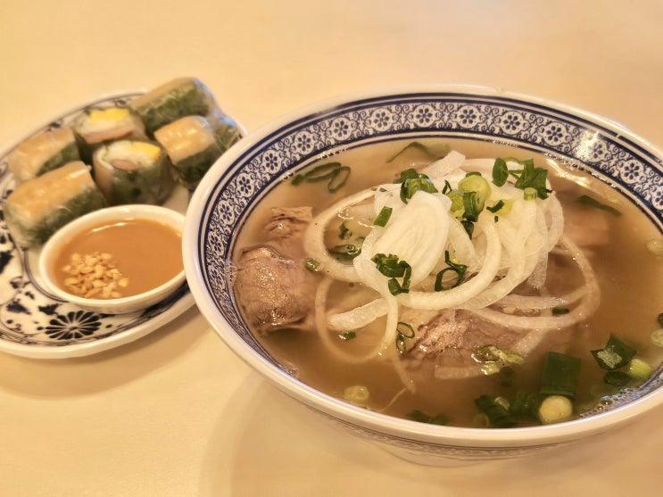  서울 송정역 근처 쌀국수 맛집 베트남식당 "콴안다오 롯데몰 김포공항점"