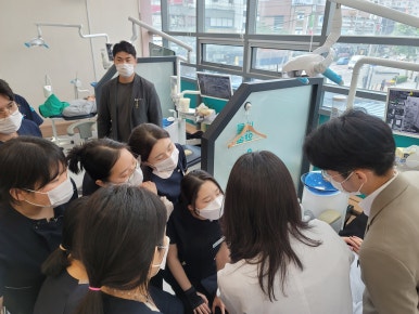  큐레이 장비 실습부터 임상 케이스 분석까지, 바른약속치과의 끝없는 도전