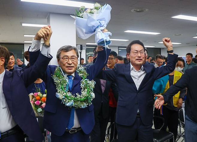 혁신<b>학교</b>, 인권조례, 역사교육 기조 지속…<b>정근식</b> 서울<b>교육감</b>... 