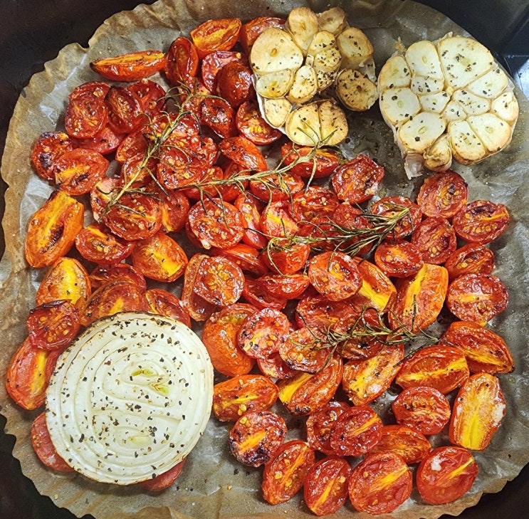  구운 방울토마토 파스타 레시피 - 방울토마토를 구워서 만든 소스로 파스타 만들기