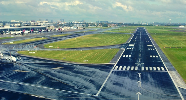  [AIM 2-3-3] 활주로표지 (Runway Markings)