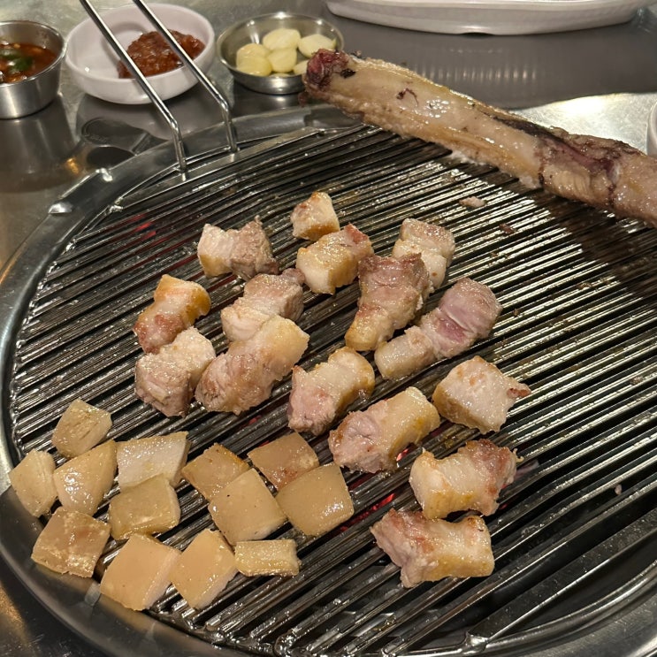  서울 성수 맛집 백정돈공장 성수 야장 뚝섬역 삼겹살