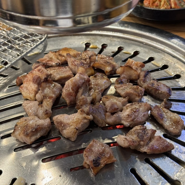 루원시티맛집 루윈뒷고기&숯불꼼장어 아기랑 외식하고 왔어요