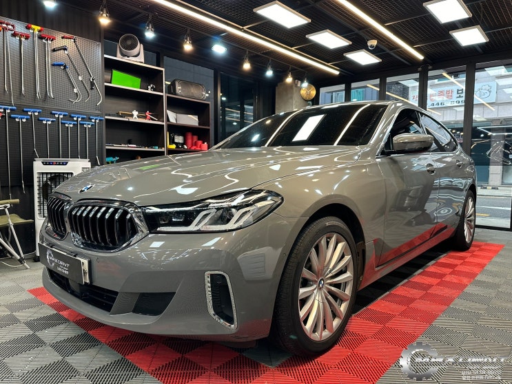  BMW 6GT 도어 판금도색 찌그러짐과 스크래치 복원