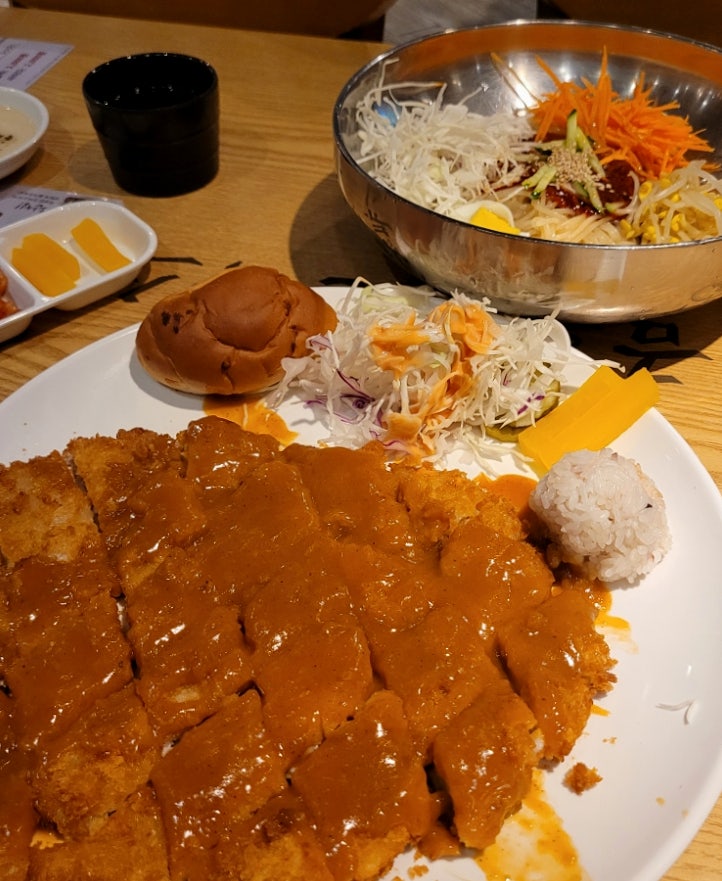  서울 종로3가 혼밥하기 좋은 가성비맛집 금화왕돈까스 내돈내산 데이트후기