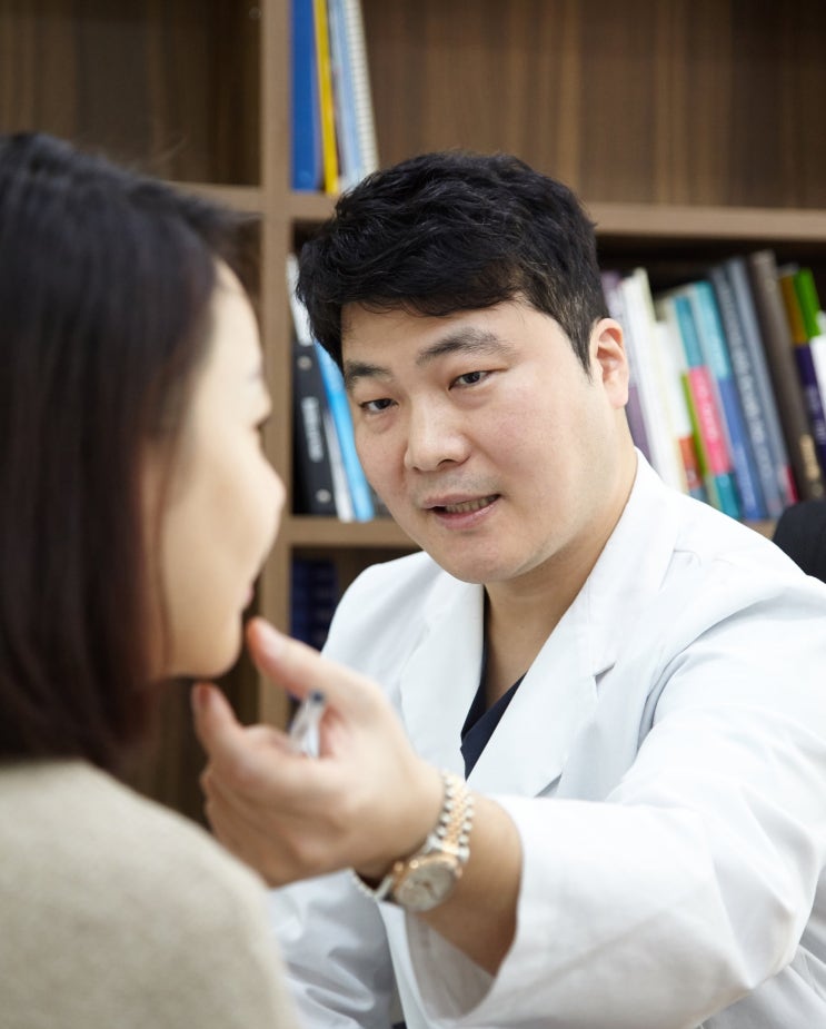  범계역민트실리프팅, 날렵한 브이라인 만드는 인덕원역인근피부과
