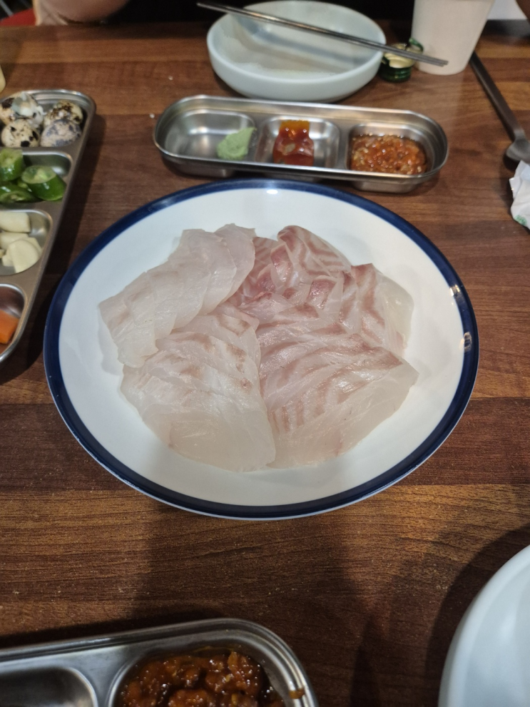  [강동구 천호동] 이한진숙성회 (평일 웨이팅이 보여주는 단일메뉴, 숙성 광어회의 저력)