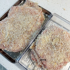돌아기반찬 아기돈까스 저염 돼지고기 유아식 레시피