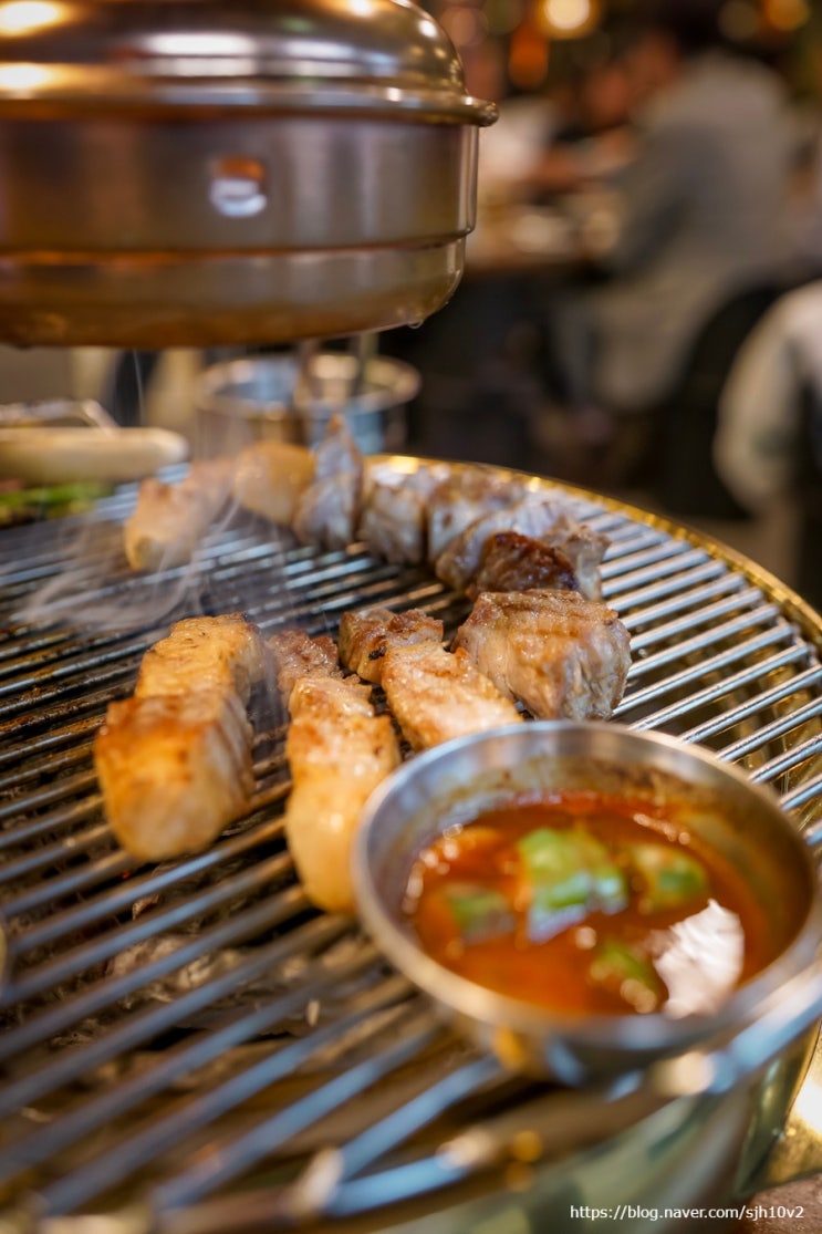  여의도 ifc몰 더현대 근처 구워주는 삼겹살 맛집 여의화로