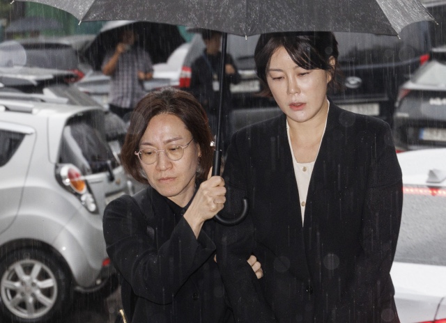 <b>음주운전</b> <b>문다혜</b>, 제주서 <b>불법숙박업</b> 운영했나?…제주자치경찰... 