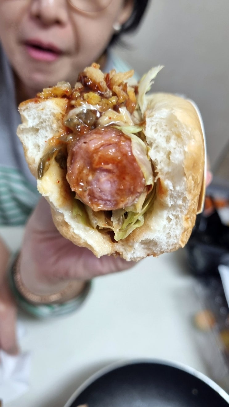  부천 맛집 이쁜여우핫도그 현대백화점 중동점에서 경주 황리단길 추 억을 되살리다!