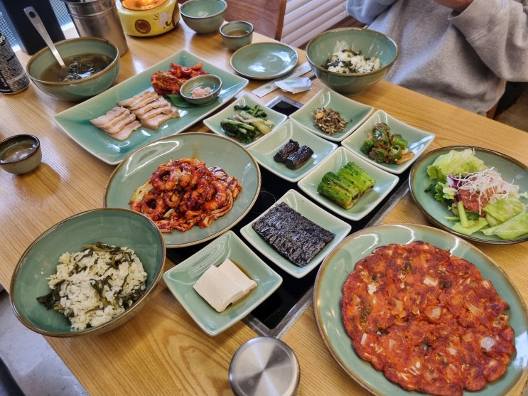  [양재역 맛집] 건강한 시래기밥과 즐기는 정갈한 양재역 한식 맛집 미담재(구: 시래본가)