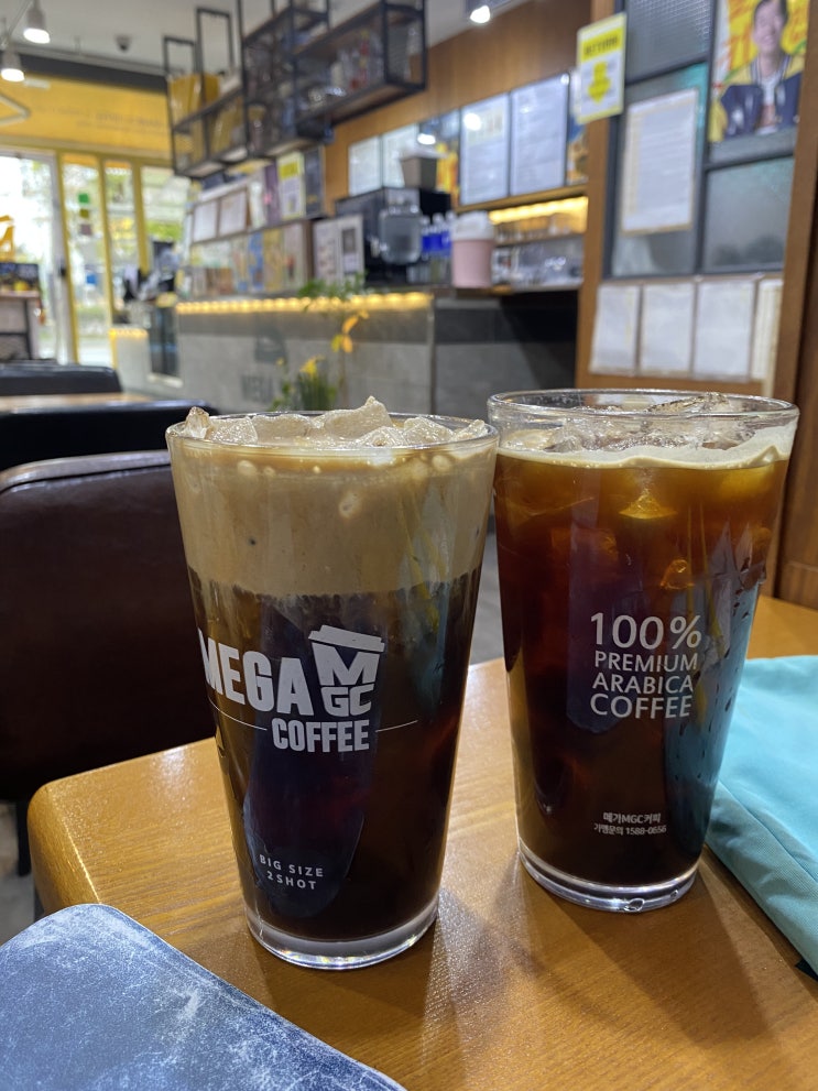  메가커피신메뉴 밤밤크리미슈페너 밤슈페너 초코쿠키 수송동카페 군산메가커피 가을시즌음료