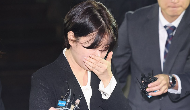 <b>문다혜</b> 제주 <b>불법 숙박업</b> 의혹과 <b>음주운전</b> 사건, 경찰 수사 확대