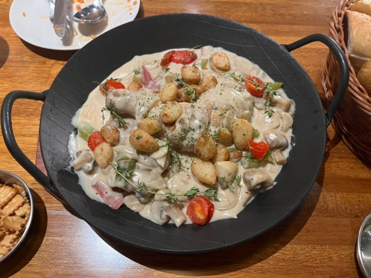  용인수제맥주 맛집 매직트리브루어리 기흥점, 시그니처 요리와 함께 저녁 데이트하기 좋은 곳!