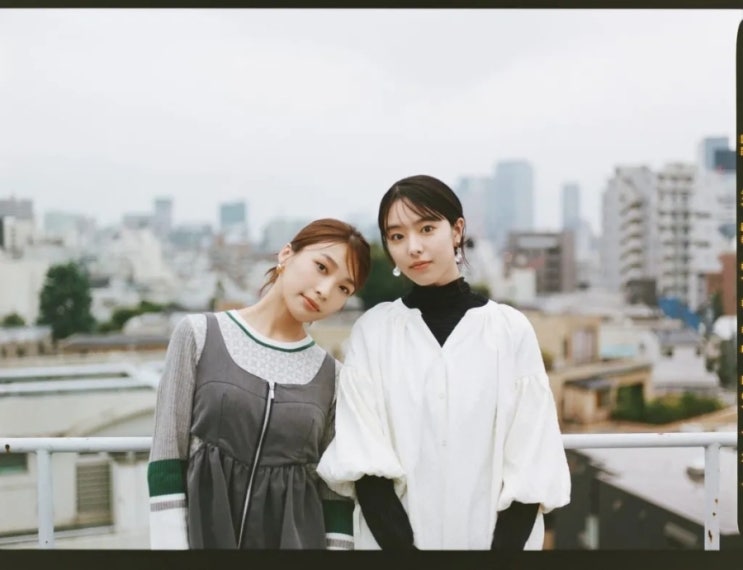실제 친구이기에 전해지는 진심...카라타 에리카 X 이모우 하루카 <아침이 오면 공허해진다> 인터뷰 실제 친구이기에 전해지는 진심...카라타 에리카 X 이모우 하루카 <아침이 오면 공허해진다> 인터뷰