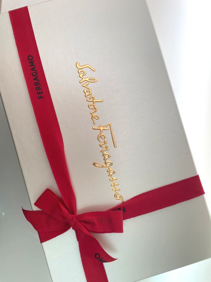  페라가모 Ferragamo: 오드리 발 편한 플랫슈즈