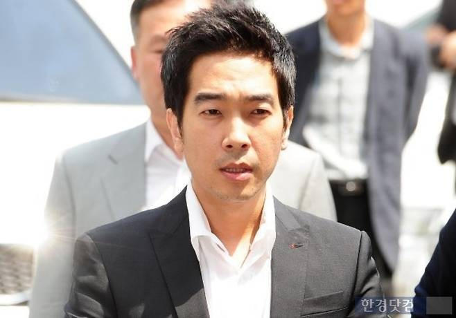 "나랑 뭐가 달라"…<b>고영욱</b>, '미성년 성매매' 중년 배우 저격