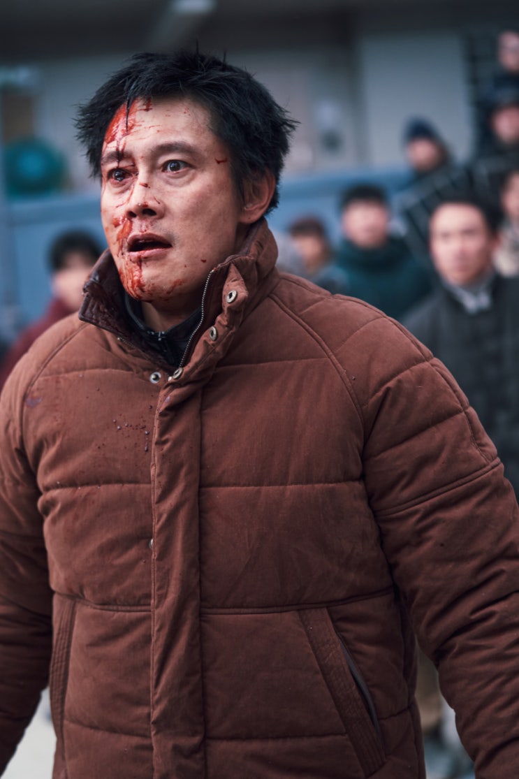  영화 콘크리트 유토피아 줄거리 등장인물 결말 관람평 웹툰 주제 뜻 해석까지