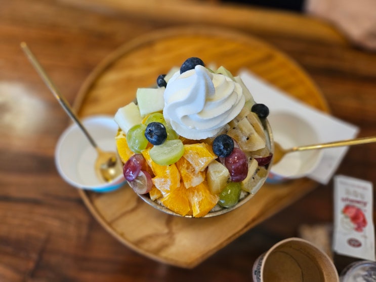  안녕하세요 체크줄눈이에요~ 오늘은 현풍시장 카페맛집!!                   현풍 나무창작소 다녀왔어요~~
