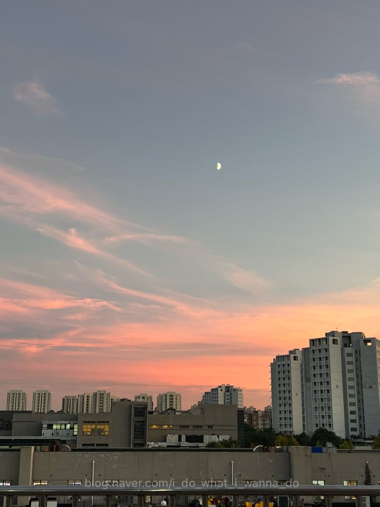  중국에서 찍은 하늘, 구름, 달 사진 모음