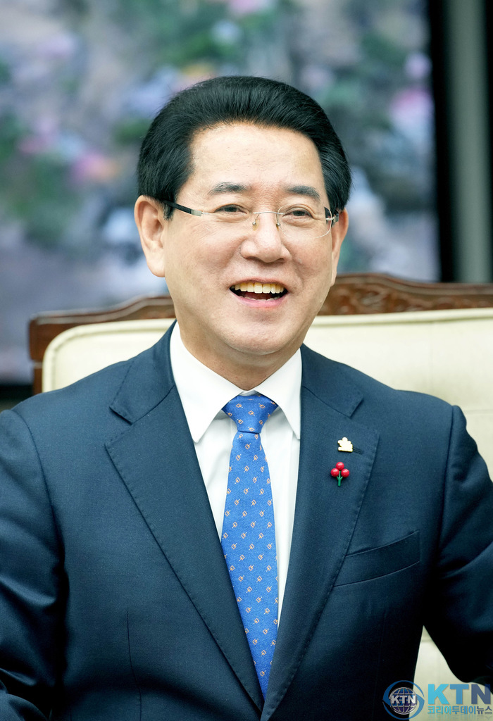 <b>김영록 전남도지사</b>, 세계정치학회 ‘김대중상’ 제정 환영